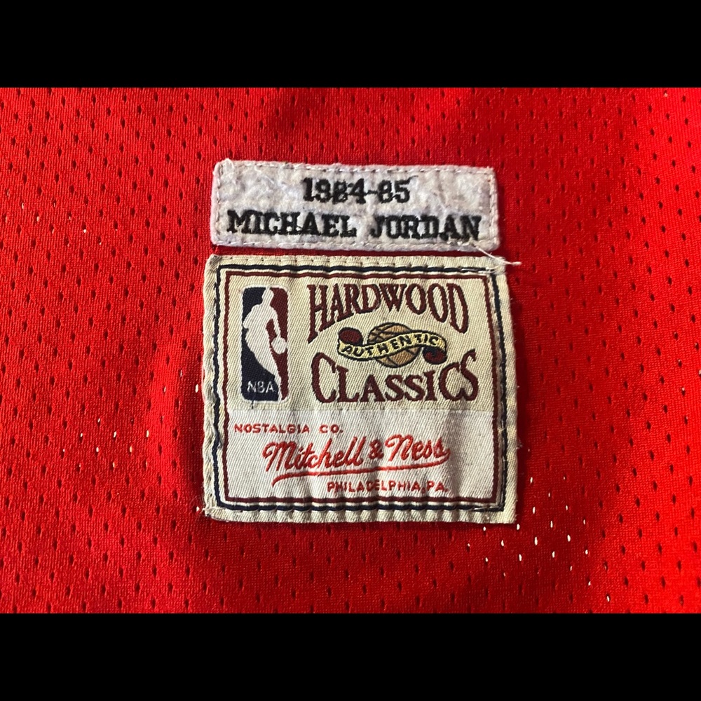 I’m selling a Mitchell and Ness Michael Jordan Chicago Bulls jersey 84-85..
